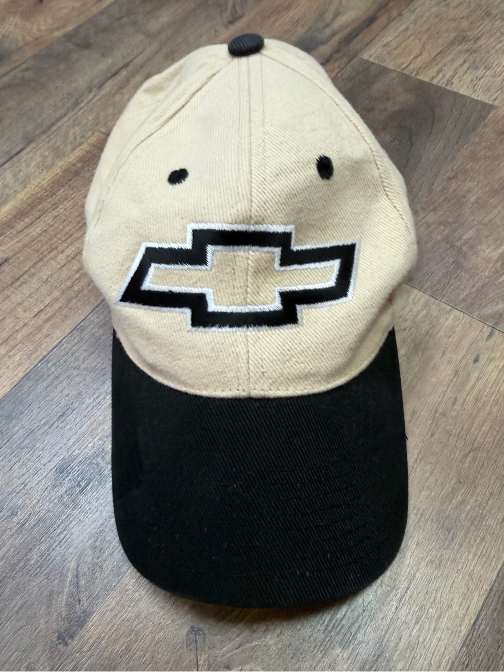 Chevrolet Two-Tone Baseball Cap — Beige & Black